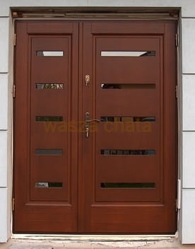 5240876979